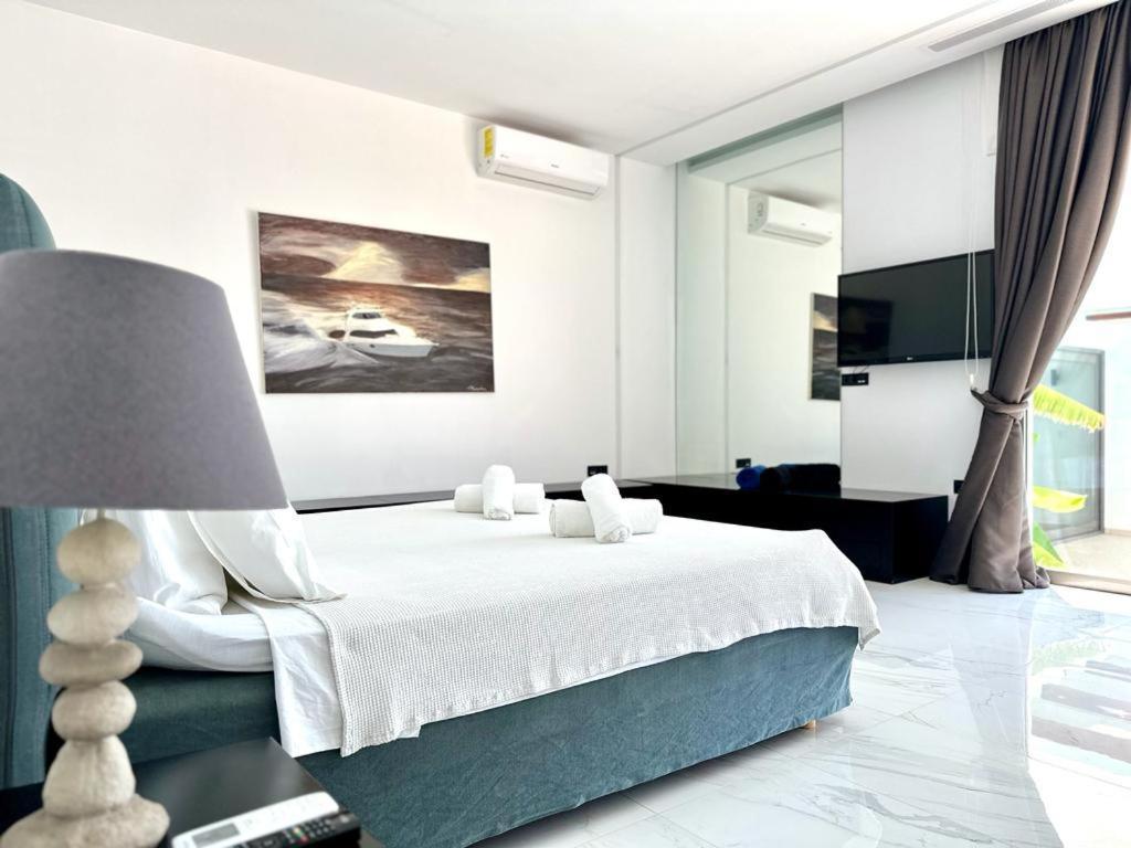 Leblanc Luxurious Beachfront Villa, Gcollectiongr Ermioni Zewnętrze zdjęcie