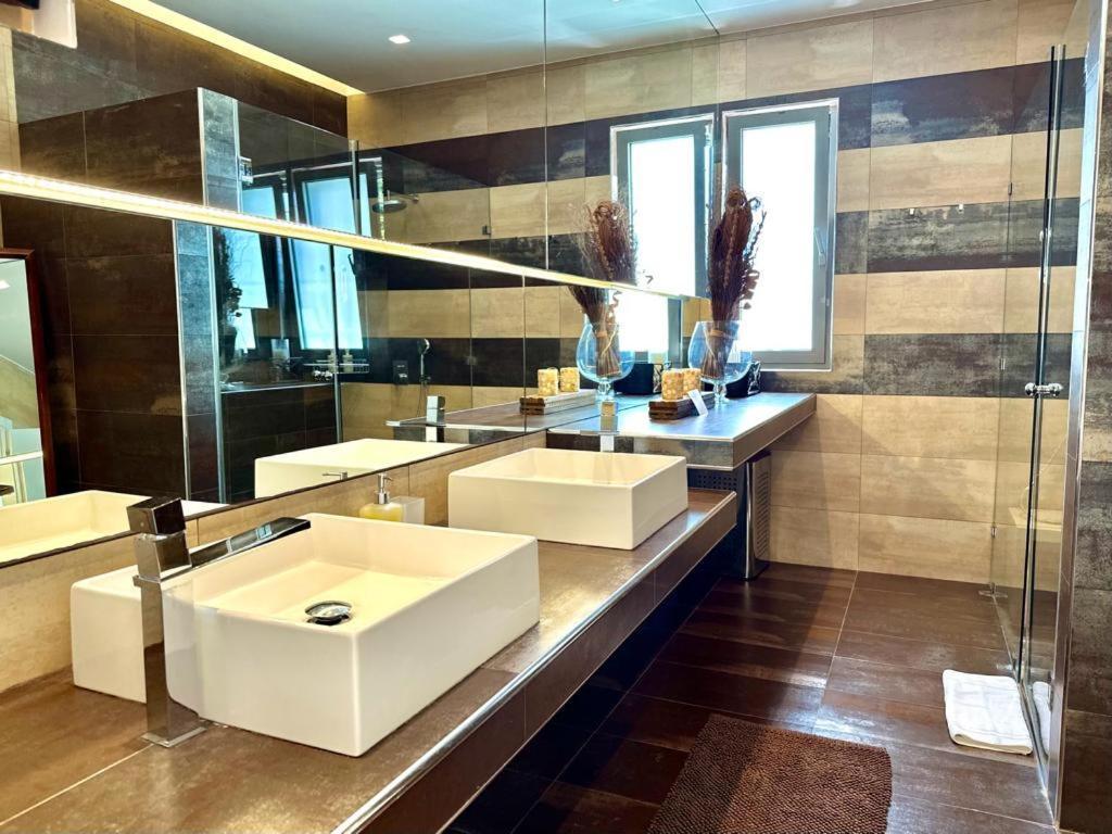 Leblanc Luxurious Beachfront Villa, Gcollectiongr Ermioni Zewnętrze zdjęcie