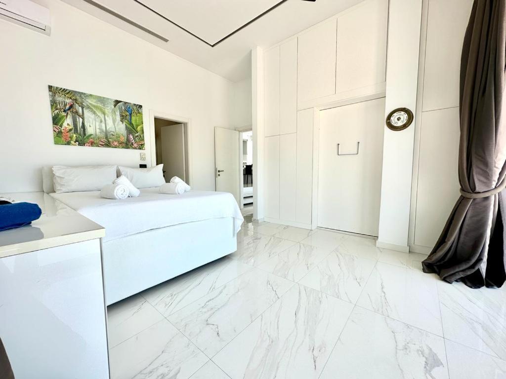 Leblanc Luxurious Beachfront Villa, Gcollectiongr Ermioni Zewnętrze zdjęcie