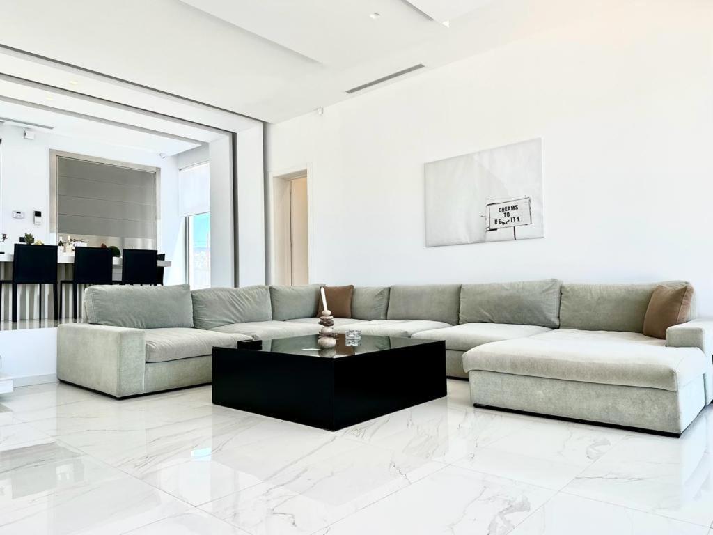 Leblanc Luxurious Beachfront Villa, Gcollectiongr Ermioni Zewnętrze zdjęcie